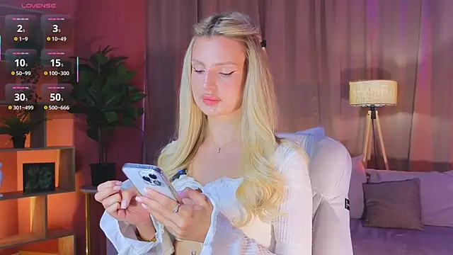 Grace Gordon online show from 09-14-25, 04:57