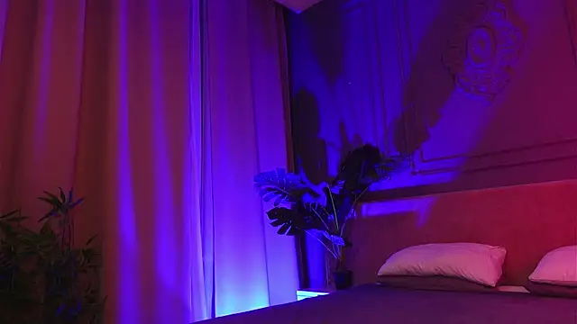 Liv Fay online show from 12-16-25, 03:16