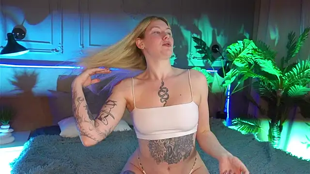 Liv Fay online show from 03-14-25, 08:38