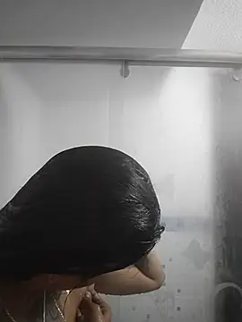 Tiphanydirty3 online show from 06-20-26, 11:43
