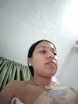 Tiphanydirty3 online show from 06-07-26, 03:23