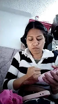 Tiphanydirty3 online show from 02-11-26, 02:44