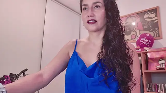 AndreaGomez88 online show from 12-20-25, 02:14