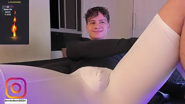 DerekOlsen online show from 01-11-26, 01:01