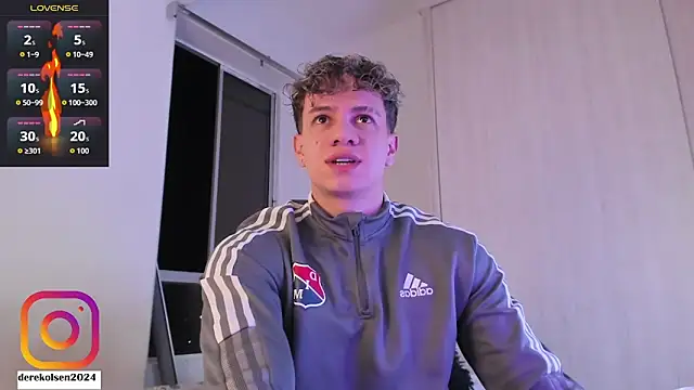 DerekOlsen online show from 10-23-25, 02:43