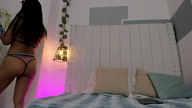 hannah gray online show from 06-18-26, 11:15