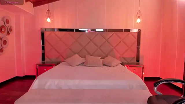 CelestePalmer  online show from 11-18-25, 11:24