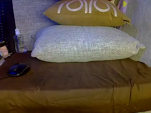 creamyjuices01 online show from 09-19-25, 10:08