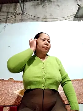 Snapshot of Queen_18200 chatting on 02-03-26, 10:04 Queen 18200 online show from 02-03-26, 10:04