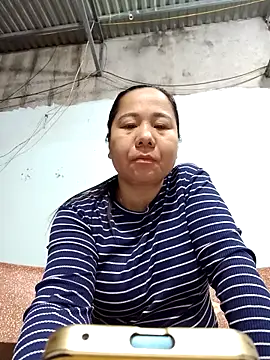 Queen 18200 online show from 03-25-26, 10:41