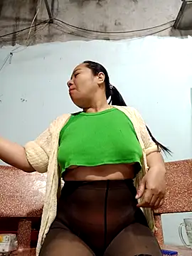 Queen 18200 online show from 03-13-26, 10:26