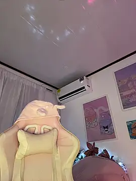 Tsuki-moon online show from 01-07-26, 11:37