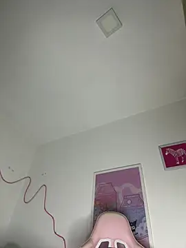 Tsuki-moon online show from 03-08-25, 03:06