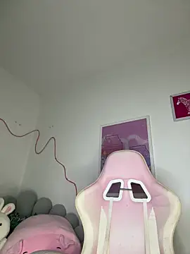 Tsuki-moon online show from 03-05-25, 12:49