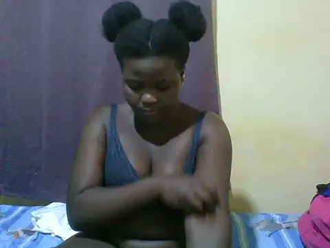 Snapshot of elukh4499 chatting on 10-03-25, 10:39 elukh4499 online show from 10-03-25, 10:39