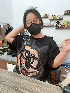 Snapshot of Jenni_nana chatting on 03-22-25, 07:47 Jenni nana online show from 03-22-25, 07:47