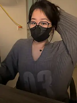 Snapshot of Jenni_nana chatting on 12-16-24, 06:43 Jenni nana online show from 12-16-24, 06:43