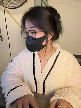 Snapshot of Jenni_nana chatting on 12-17-24, 04:45 Jenni nana online show from 12-17-24, 04:45