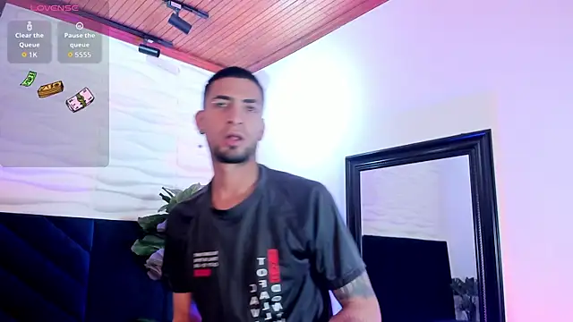 DrakeNeumann online show from 12-15-25, 03:34