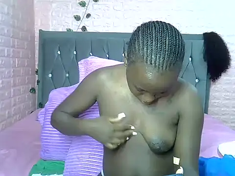 sexybree  online show from 11-28-25, 07:19