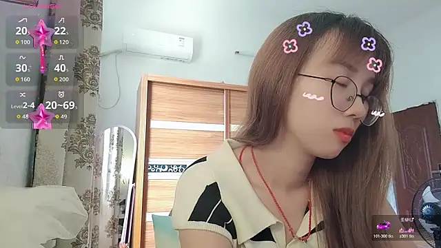 Snapshot of Lili_666 chatting on 07-01-26, 02:34 Lili 666 online show from 07-01-26, 02:34
