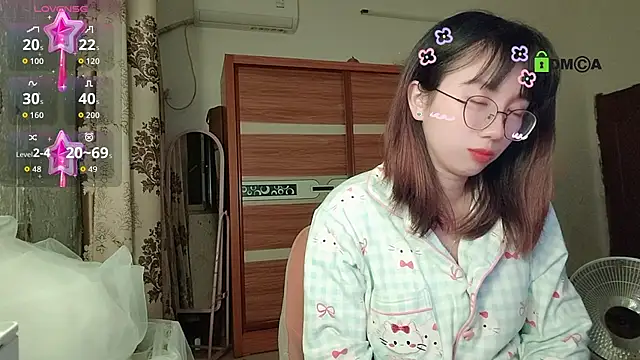 Lili 666 online show from 12-18-25, 06:45