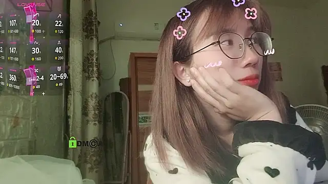 Lili 666 online show from 02-04-26, 08:37