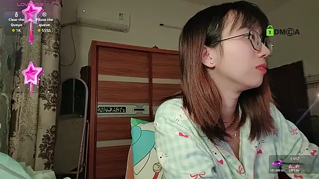 Lili 666 online show from 11-16-25, 05:06