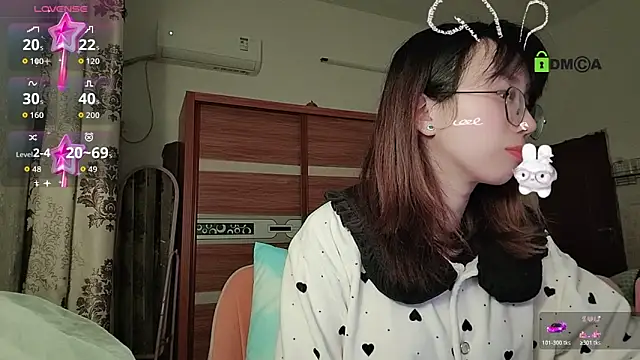 Lili 666 online show from 11-28-25, 07:03