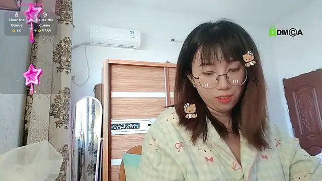 Lili 666 online show from 12-17-25, 02:16