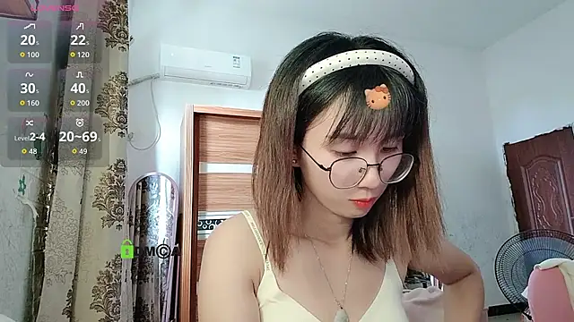 Lili 666 online show from 10-10-25, 01:50