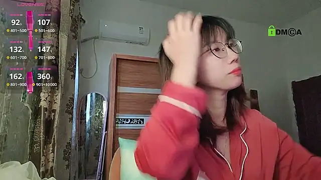 Lili 666 online show from 10-24-25, 10:53