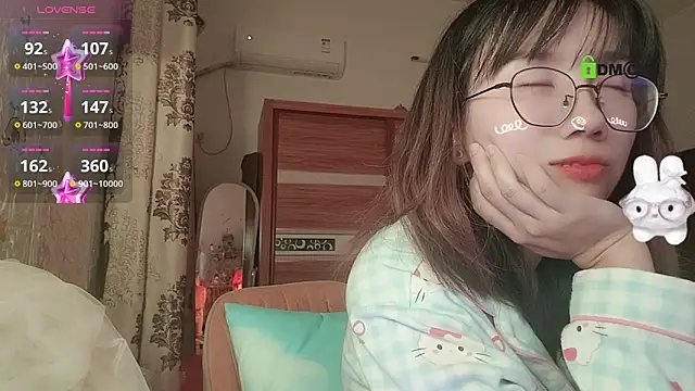 Lili 666 online show from 11-25-25, 05:46