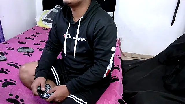 Boycuriousxxx online show from 03-04-26, 11:51