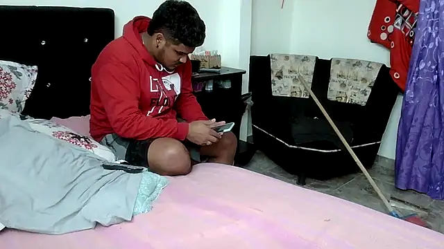 Boycuriousxxx online show from 04-26-26, 11:13