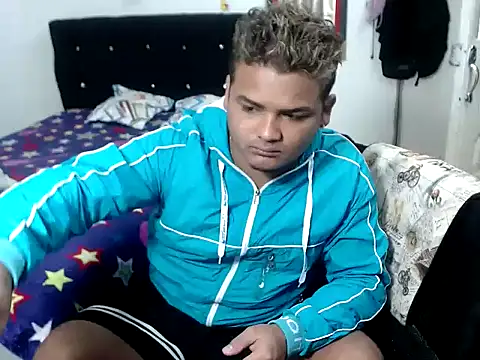 Boycuriousxxx online show from 10-10-25, 01:01