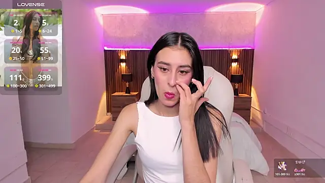 Snapshot of karlaa_james chatting on 04-20-26, 11:02 karlaa james online show from 04-20-26, 11:02