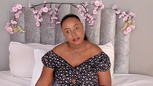 Chleo   online show from 03-09-26, 01:25