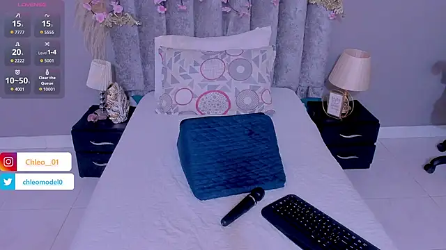 Chleo   online show from 04-18-26, 01:57