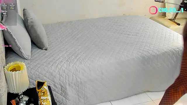 Chleo   online show from 03-25-26, 01:32