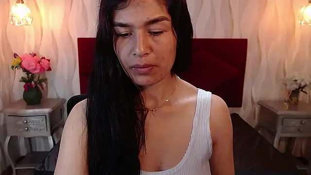 Snapshot of ginasailor chatting on 06-26-26, 01:17 ginasailor online show from 06-26-26, 01:17
