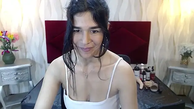 Snapshot of ginasailor chatting on 06-22-26, 11:40 ginasailor online show from 06-22-26, 11:40
