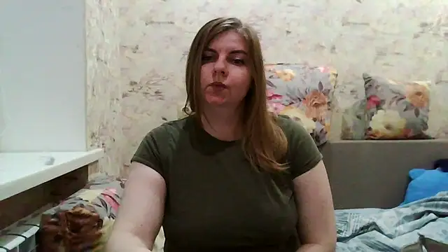Snapshot of LateKot32 chatting on 10-12-25, 03:24 LateKot32 online show from 10-12-25, 03:24