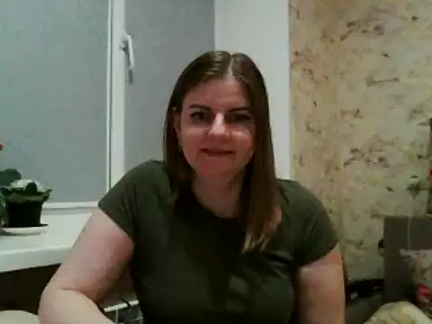 Snapshot of LateKot32 chatting on 03-10-25, 05:18 LateKot32 online show from 03-10-25, 05:18