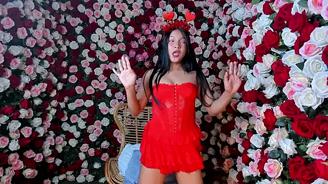 Charlothe capell online show from 02-13-26, 09:15