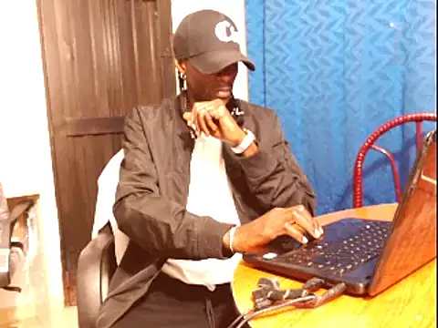 phillip-hot online show from 01-18-25, 02:36