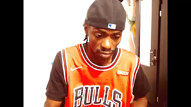 phillip-hot online show from 10-06-25, 01:45