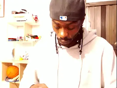 phillip-hot online show from 01-10-25, 04:01