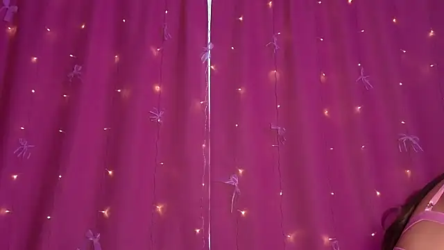 Snapshot of KateVon chatting on 07-03-26, 10:33 KateVon online show from 07-03-26, 10:33