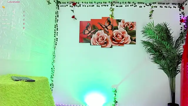 Snapshot of Valeria_Thompson1 chatting on 03-15-25, 02:01 Valeria Thompson1 online show from 03-15-25, 02:01